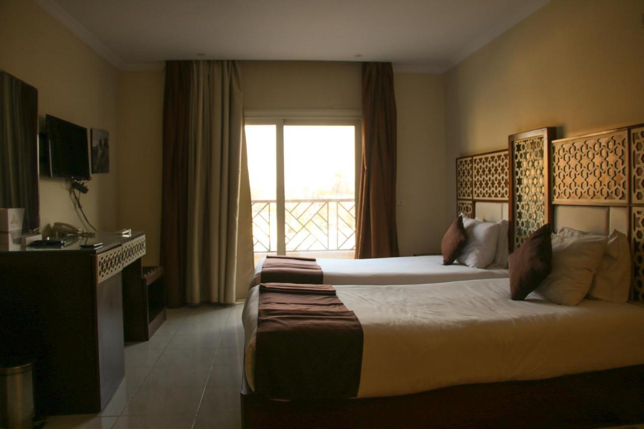 Pyramids Valley Boutique Hotel Kafrat al Jabal Екстер'єр фото